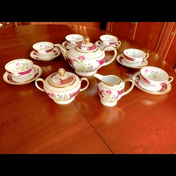 Vintage Gold Plated Fine Porcelain Tea / coffee cups saucers & serving set 17 Pc - Picture 2 of 16
